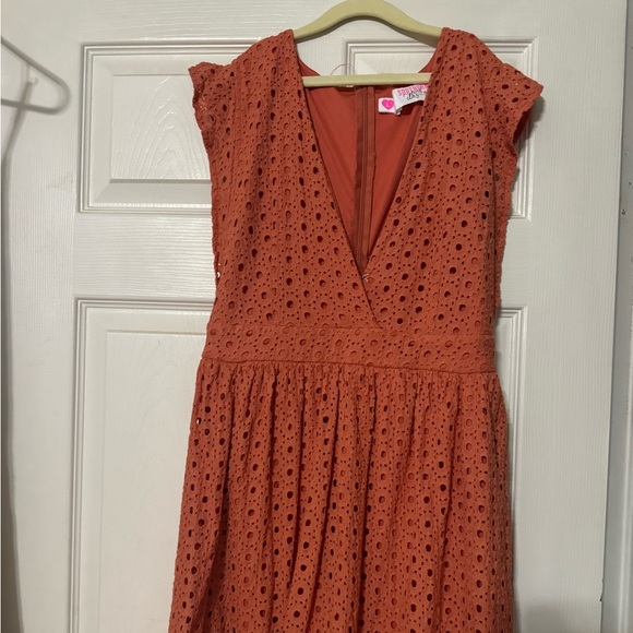 Dress - Picture 2 of 2